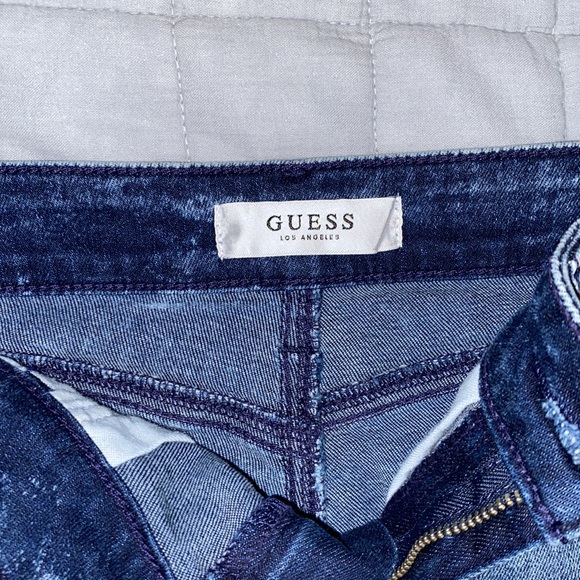 Guess Skirt - Picture 2 of 5
